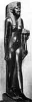 Статуя царицы Арси-нои. II. Египет. III в. до н. э. Ленинград. Государственный Эрмитаж 
