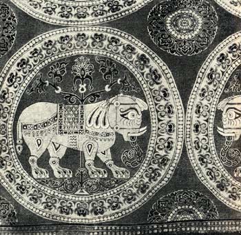 Шёлковая ткань с изображением слонов
