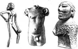 Образцы бронзовой (слева) и каменной (в центре и справа) скульптуры. 
Культура Хараппы.