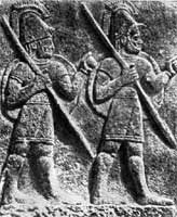 Сирийские воины. Рельеф на камне. Каркемиш. VIII в. до н. э. 