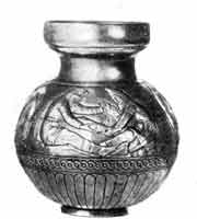 Электровая   ваза из кургана   Куль-Оба с изображением сцен из жизни скифов. Греческая работа IV в. до н. э.