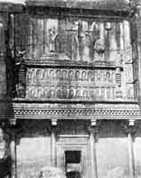 Скальная гробница   Дария   I в  Накш-и Рустомо  (близ Персеполя). Начало V в.  до н. э.