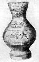 Ханьская ваза с изображением сцены охоты. Многоцветная керамика.