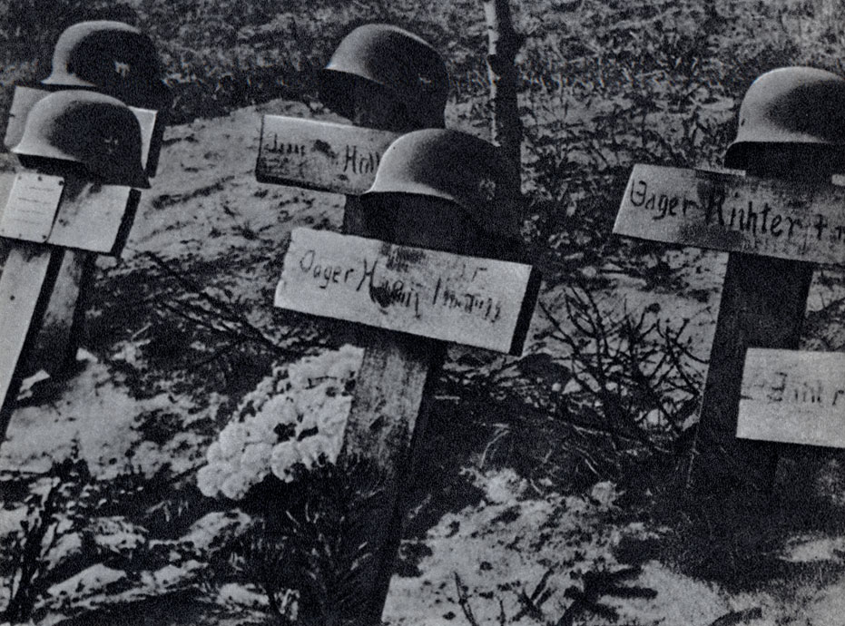 Первые могилы гитлеровцев в Польше