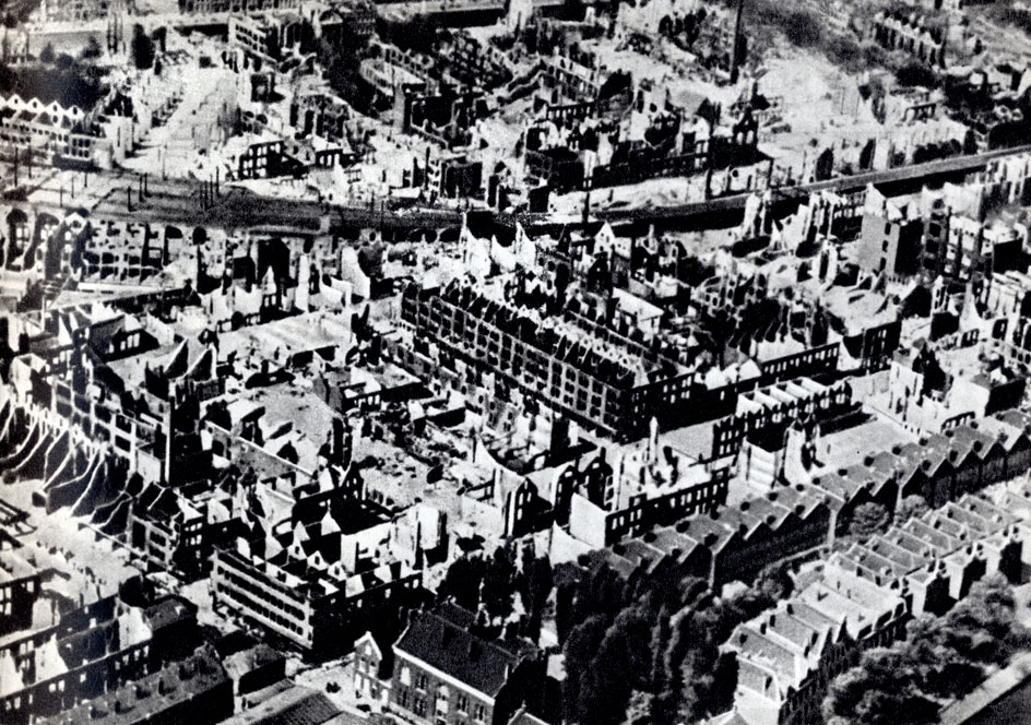 Руины Роттердама. Май 1940 г.