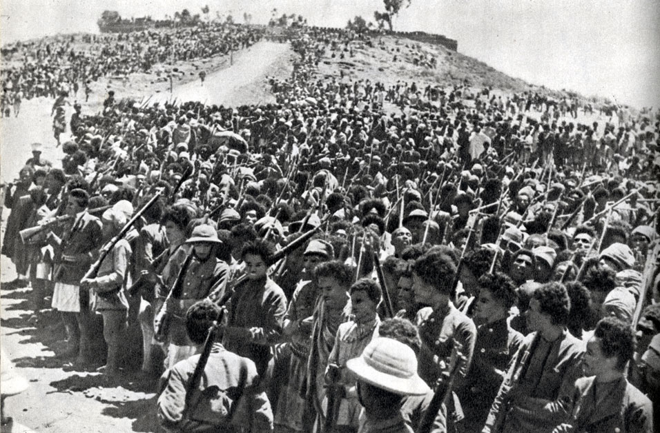 Эфиопские партизаны в районе города Дебра-Маркос. 1941 г.