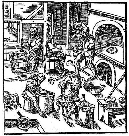 Мастерская по обработке металла. Гравюра из книги Г. Агриколы 'О металлах'  1556 г.