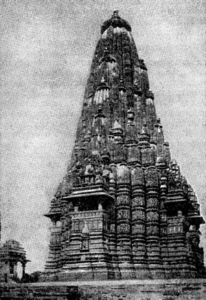 Храм Кандария Махадева в Кхаджурахо. XI в.