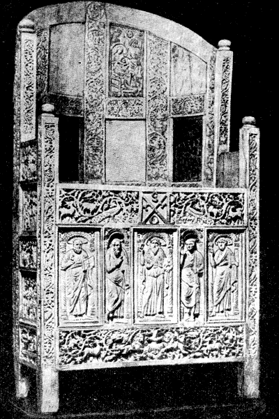 Трон Архиепископа Максимиана, украшенный резными пластинами слоновой кости. Между 546 и 556 гг. Равенна, архиепископский музей.