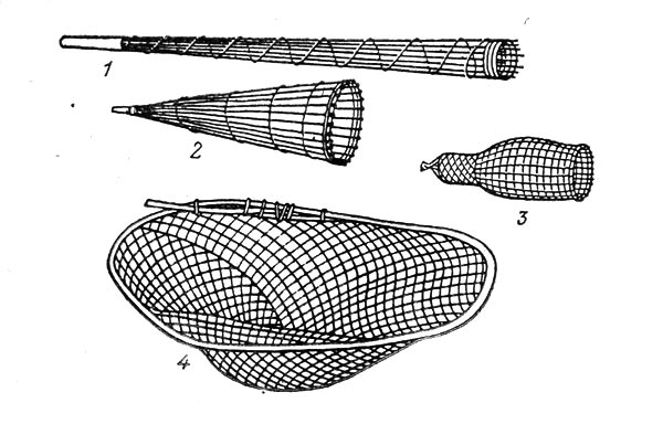 1, 2 — корзиночные ловушки  народа ндака; 3 — корзиночная ловушка народа мангбету; 4 — рыболовная сеть народа рега.