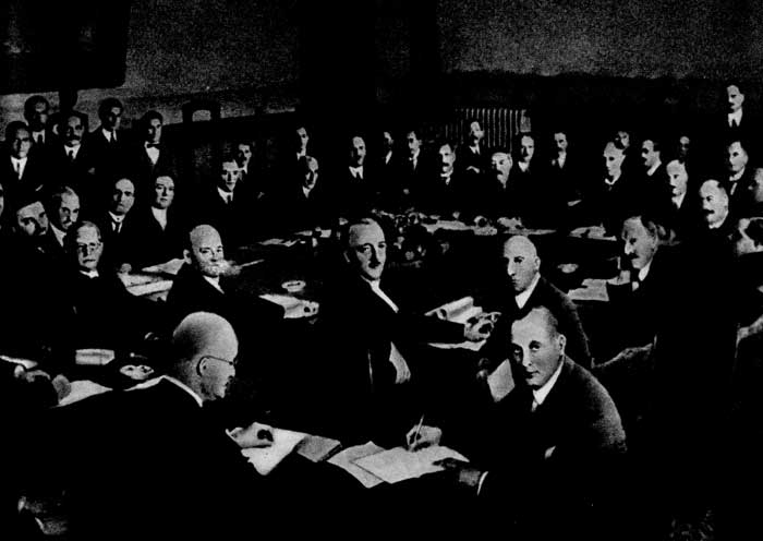 Конференция в Локарно - расстановка сил для новой войны. 1925 г.