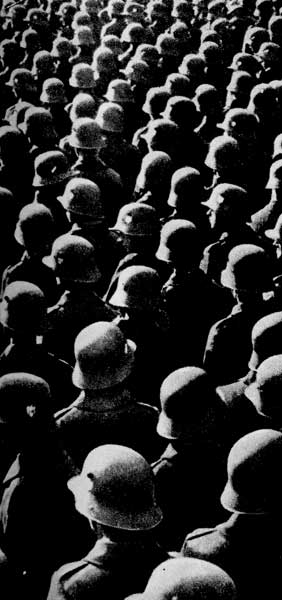 Новобранцы принимают присягу. 1935 г.