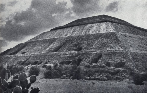 Солнечная пирамида в Теотиуакане