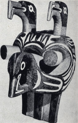 Деревянная маска, изображающая трех птиц. О. Ванкувер