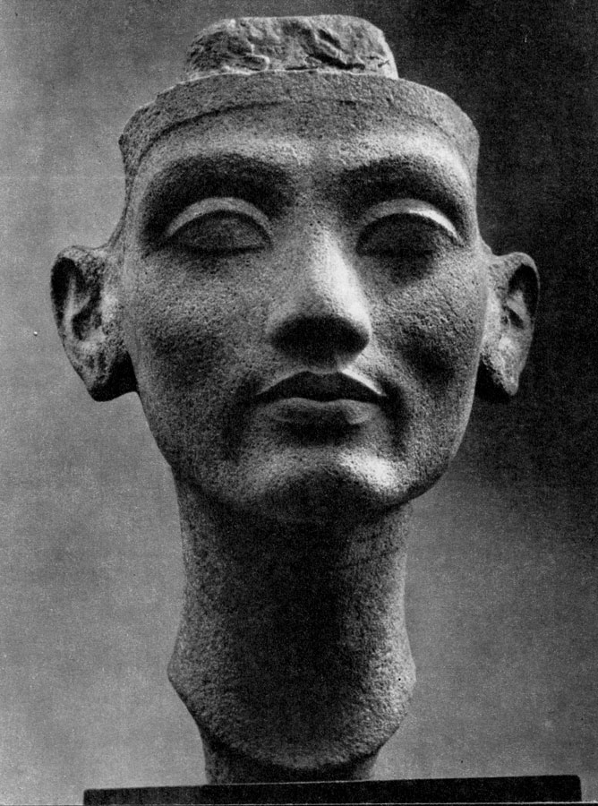 Нефертити. Портрет из мастерской Тутмоса