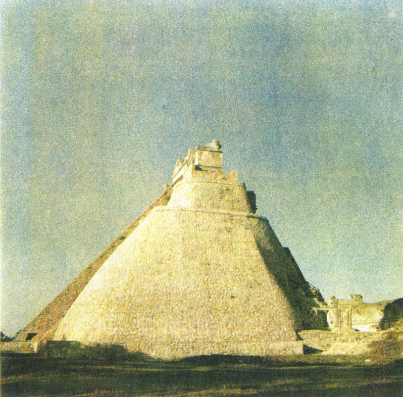 'Пирамида волшебника' в Ушмале 