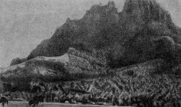 Древний Вавау (Порапора);  первый гористый вулканический остров на восточном пути в Центральную Полинезию