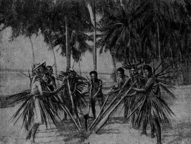 Ритуальная церемония, совершаемая для обеспечения изобилия (Вахи-тахи, острова Туамоту)