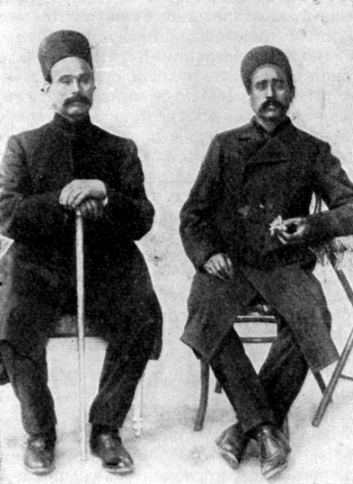 Руководители федайских отрядов в Тебризе Багир и Саттар. Фотография.