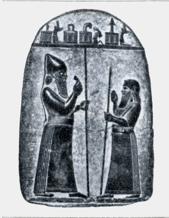 Вавилонский царь Мардук-аплу-иддин II вручает грамоту вавилонскому землевладельцу-аристократу (рельеф на межевом камне 'кудурру') 
