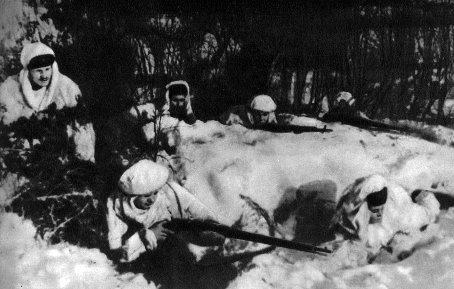 'Партизанский отряд в засаде. Март 1942 г.'