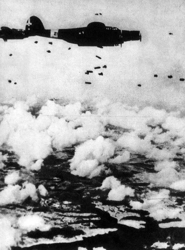 'Бомбардировка фашистской авиацией острова Мальта. Январь 1942 г. '