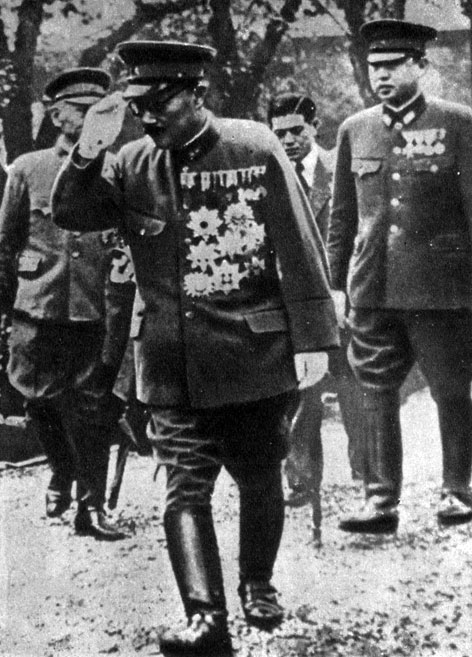 'Военный министр, затем премьер-министр Японии Хидэки Тодзио. 1941 г. '