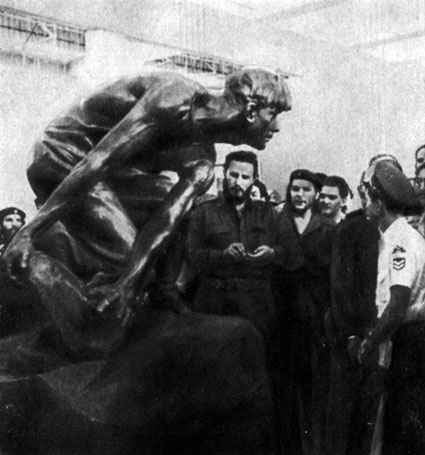 На Советской выставке достижений техники, науки и культуры в Гаване. 1960 год