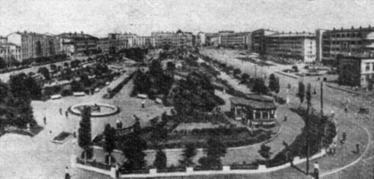 Таким был довоенный Сталинград. Вид на площадь Павших борцов
