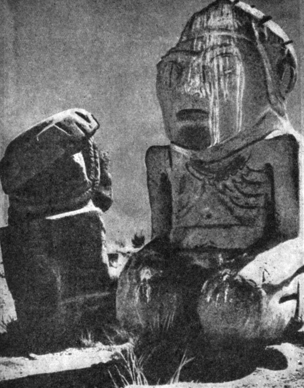 Статуи из Тиагуанако (Южная Америка), напоминающие каменных гигантов острова Пасхи