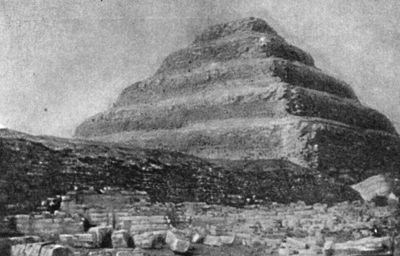 Ступенчатая пирамида фараона Джосера