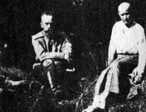 Николай II с дочерью Анастасией. Царское Село, лето 1917 г.