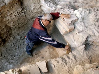 Раскопки оборонительных стен времен Древней Македонии