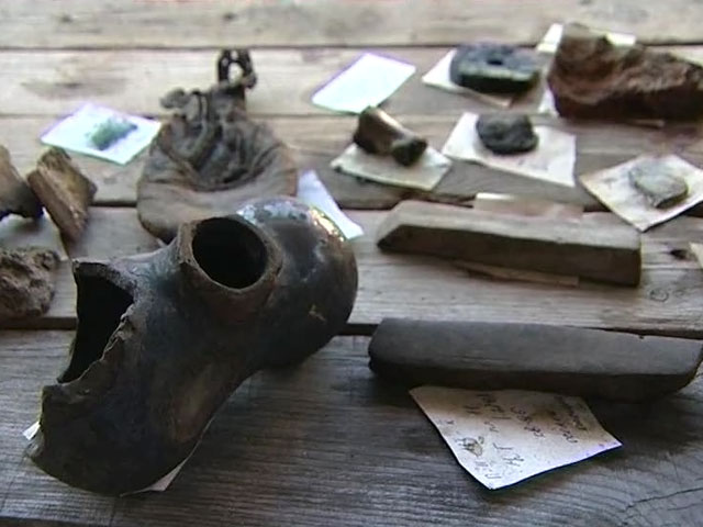 Археологи ведут раскопки средневековой улицы Пскова