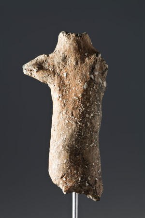 Статуэтка датируется 4500 г. до н. э. и называется «el'Encantat de Begues» («Заколдованный из Бегеса»). Фото с сайта ub.edu