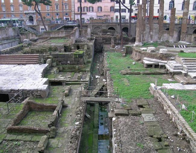 Ученые установили точное место гибели Юлия Цезаря