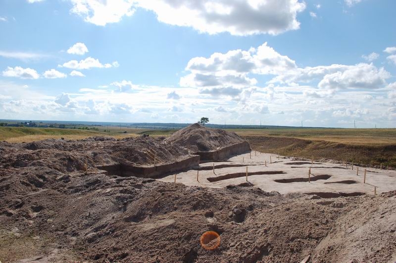 В Вурнарском районе археологи провели раскопки в могильнике, датируемом II-IV веками нашей эры