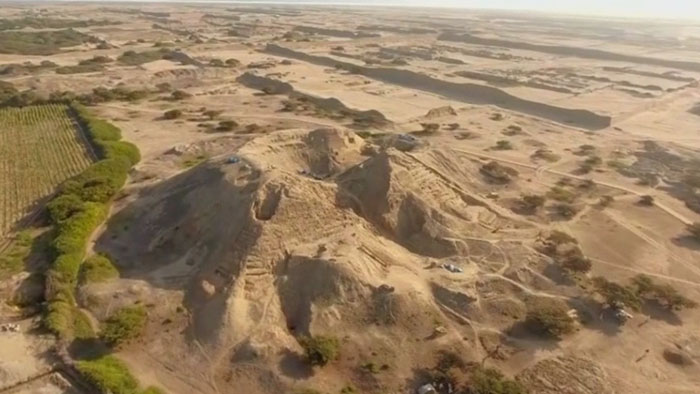 Археологи обнаружили на пирамиде в Перу древние ступени