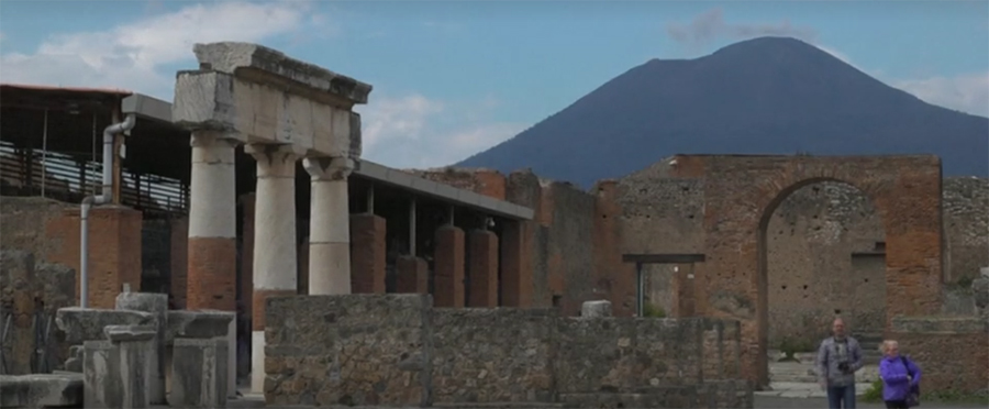 Учёные продолжают раскопки в древнеримском городе Помпеи