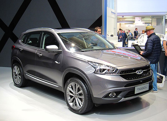 Chery Tiggo 7 - https://upload.wikimedia.org/wikipedia/commons/thumb/2/20/Chery_Tiggo_7.jpg/800px-Chery_Tiggo_7.jpg