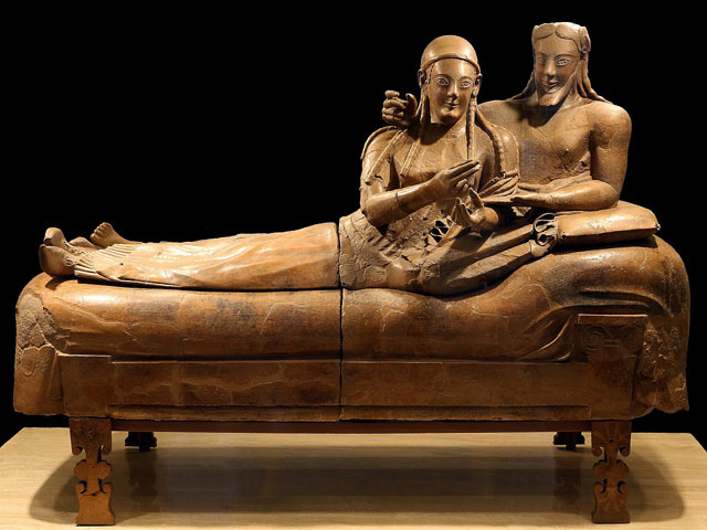   - https://upload.wikimedia.org/wikipedia/commons/thumb/c/cf/Sarcophagus_of_the_Spouses_from_Villa_Giulia_in_Rome.jpg/1280px-Sarcophagus_of_the_Spouses_from_Villa_Giulia_in_Rome.jpg