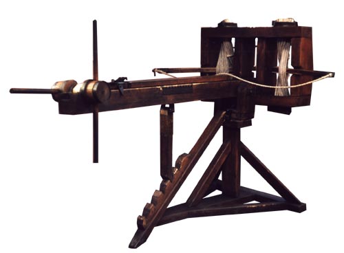 Действующая модель Евтихона (катапульта-стреломёт) в натуральную величину. Реконструкция из города-музея Танаис